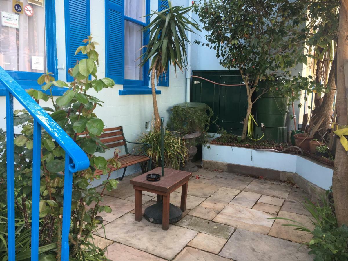 Avoca Villa Guest House Ст. Хейлир Джерси Экстерьер фото