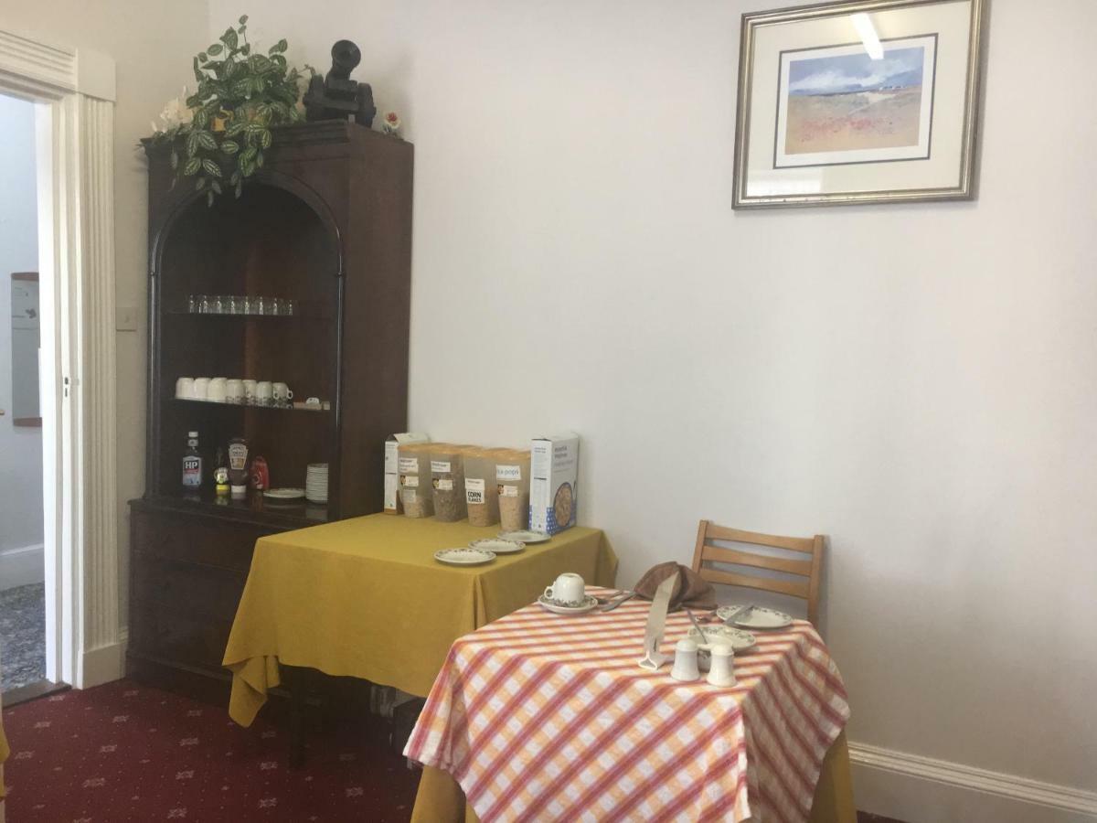 Avoca Villa Guest House Ст. Хейлир Джерси Экстерьер фото