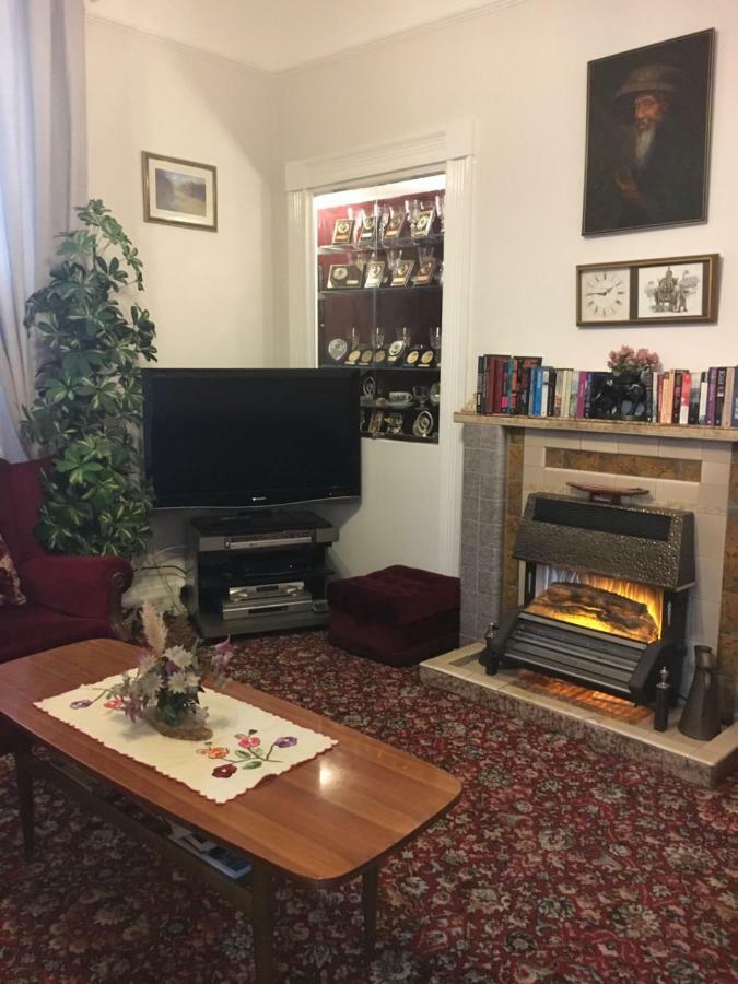 Avoca Villa Guest House Ст. Хейлир Джерси Экстерьер фото